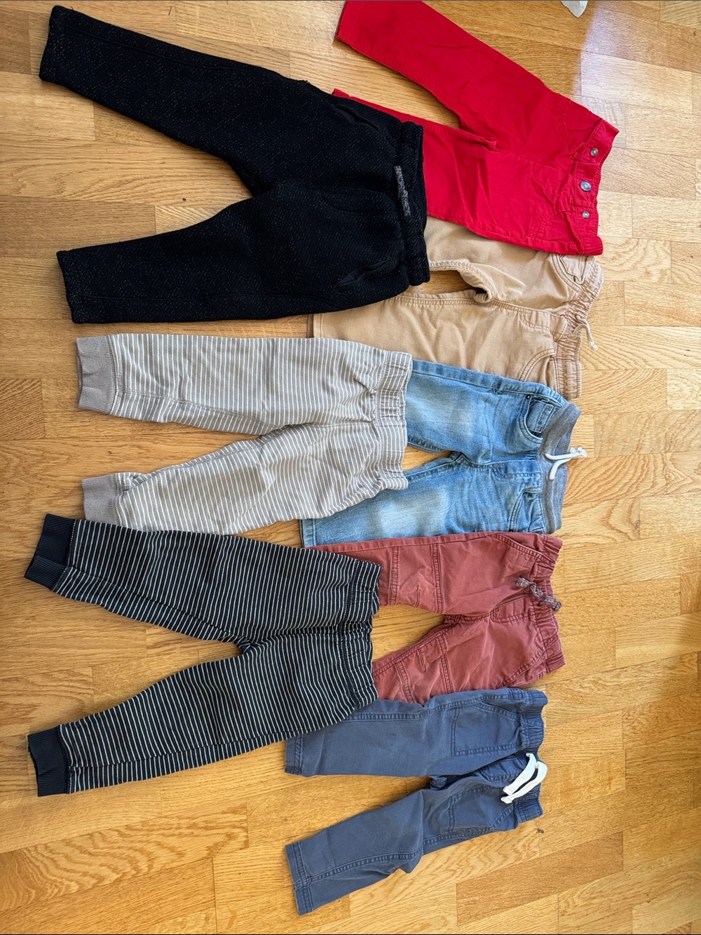 Lot of 8 Toddler boys 18 months pants 1 Zara 5 cat & Jack, 2 carters